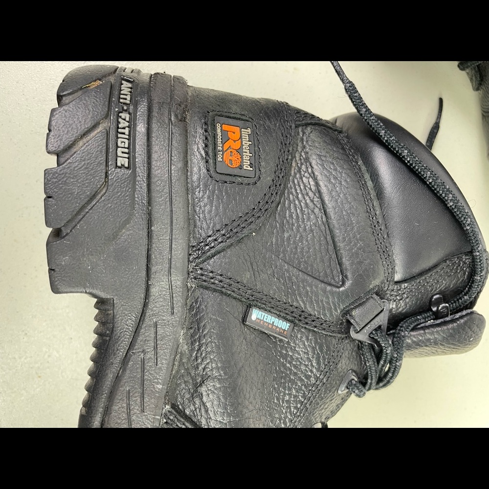 Timberland Pro Men’s 6 in. Helix Composite Toe Waterproof Work Boot, Black - Picture 6 of 8